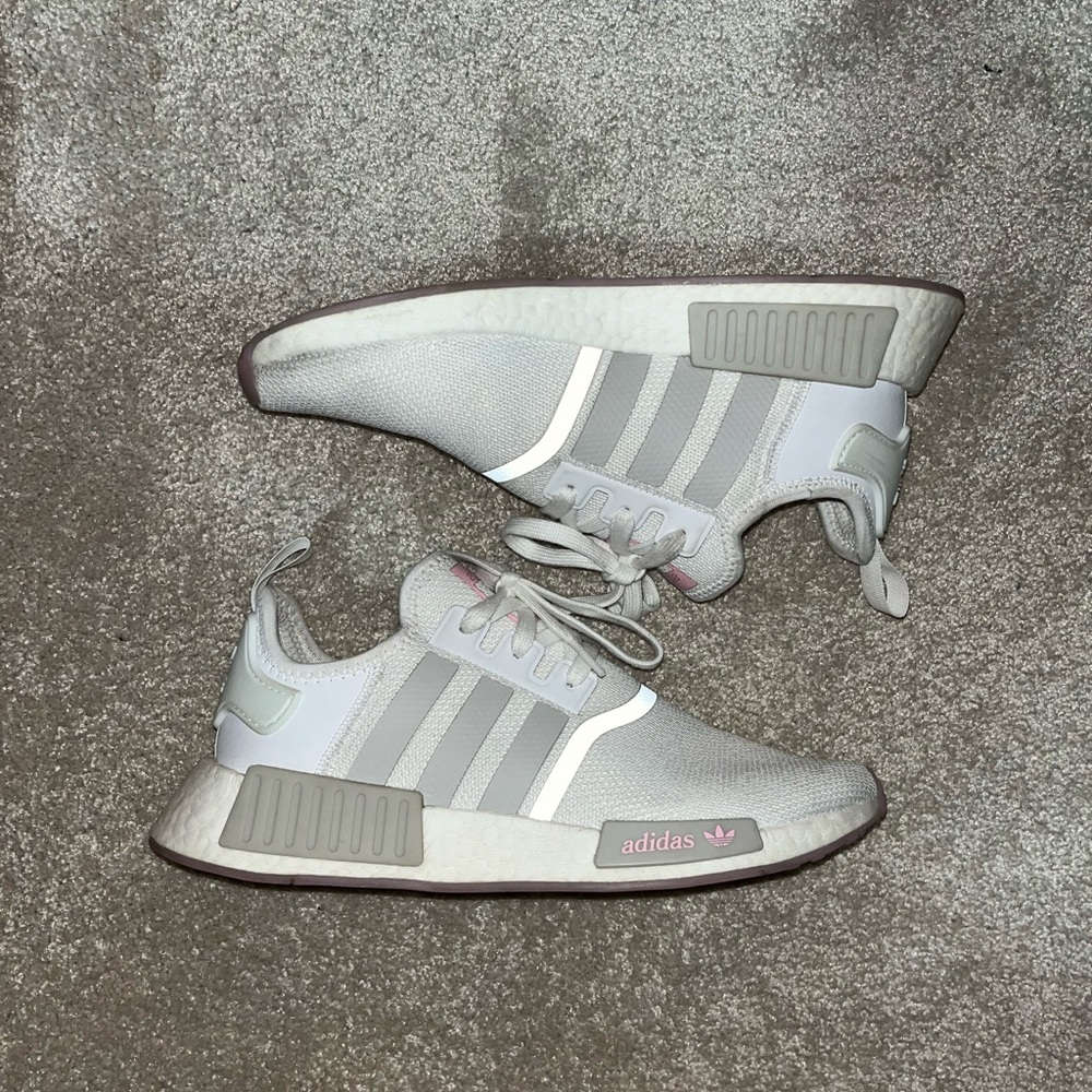 White adidas NMD r1 with pink flower detail